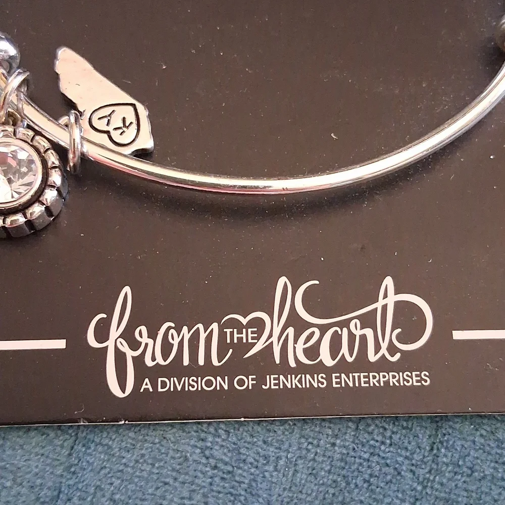 Kentucky Silver Charm Bangl Cuff Bracelet with Leopard Kentucky Keychain